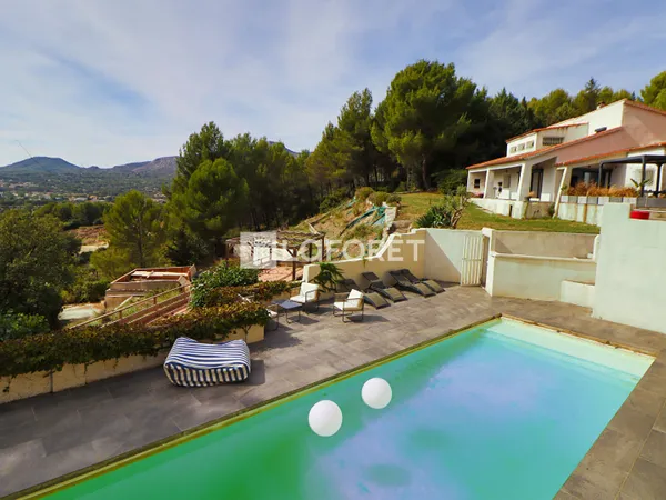 Maison 6 pièces 200 m²
