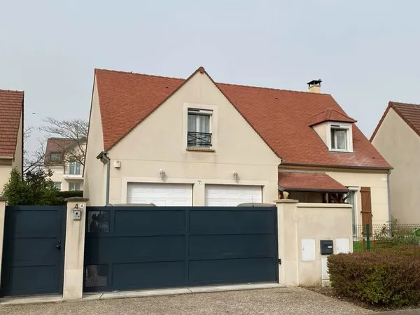 Pavillon secteur la Rogère 132 m2