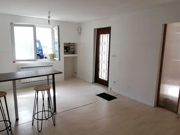 Maison de bourg T2 Ligueil