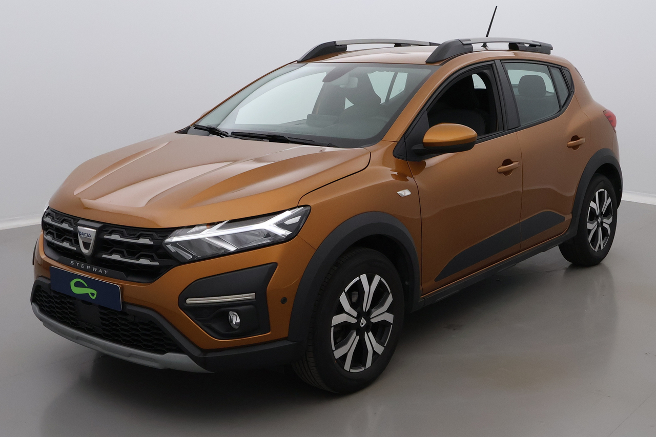 Dacia Sandero — photo 1