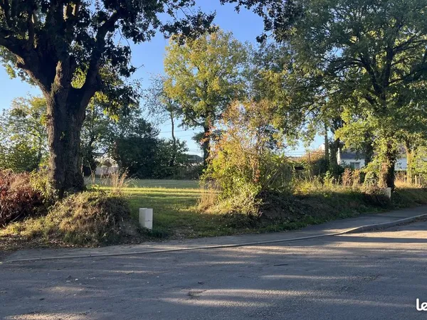 Terrain 1140 m² Locminé