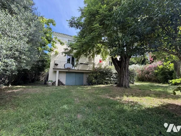 Maison 186 m²
