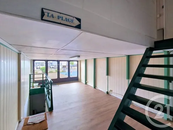 Local commercial 97 m²