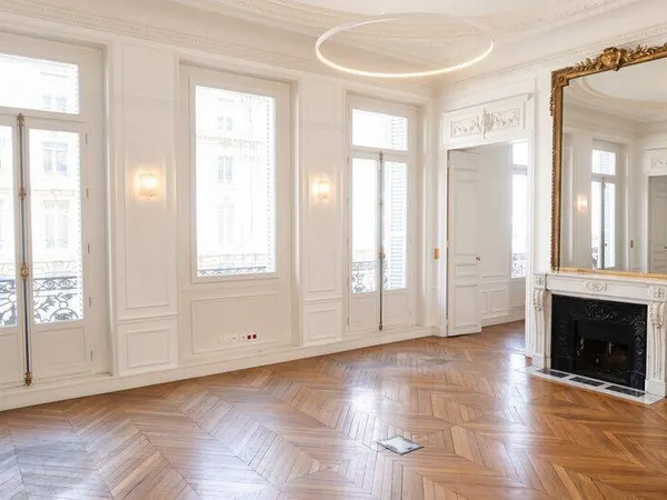 Bureaux 633 m²