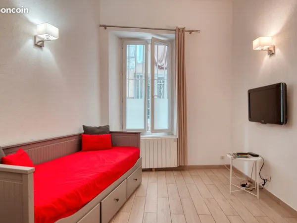 Particulier loue studio PROCHE CHANTIER et IUT