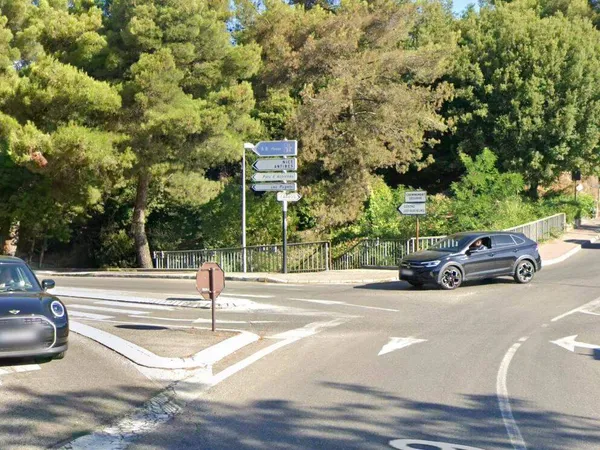 Parking 178 m²