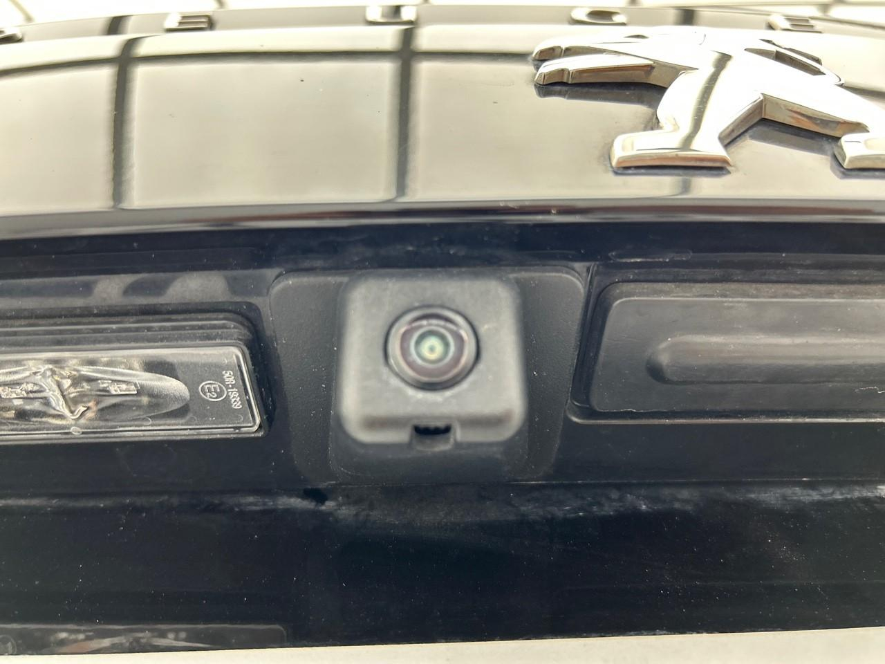 Peugeot 2008 puretech 100 s&s bvm6 allure — photo 26