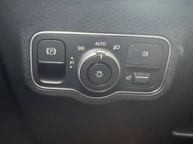 Mercedes Glb 200 d 8g-dct — photo 53