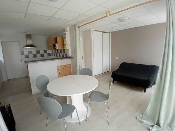 Appartement A louer Studio meublé Mont De Marsan proche IFSI
