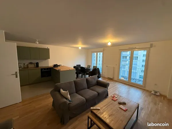 2 chambres disponibles dans un appartement neuf de 100 m² - Mairie de Saint-Ouen (Lignes 14 et 13)