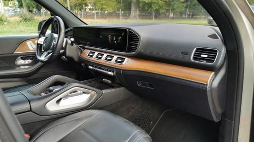 Mercedes Classe GLE 300 d 245 4Matic 9G-Tronic - AMG Line – 2019 – 89250 km – Diesel – Boîte Automatique — photo 43