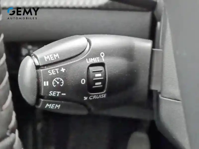 Peugeot 208 puretech 75 s&amp;s bvm5 — photo 14