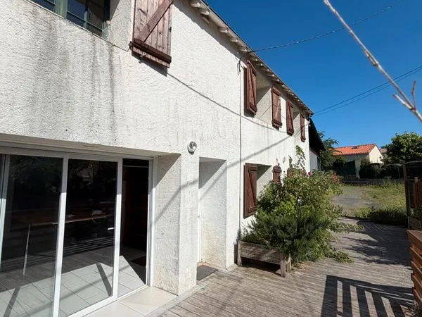 Maison centre de Basse-Goulaine