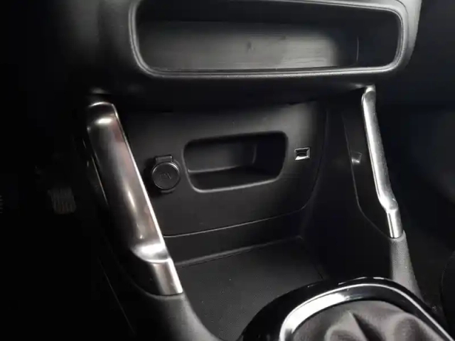 Citroën C3 Aircross puretech 110 s&amp;s bvm6 — photo 41