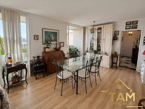 ÉLANCOURT - 5 PIÈCES AVEC BALCON, CAVE ET PARKING