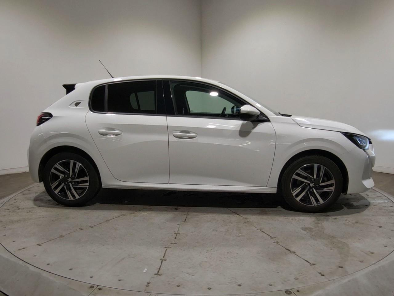 Peugeot 208 puretech 100 s&s eat8 roadtrip — photo 6
