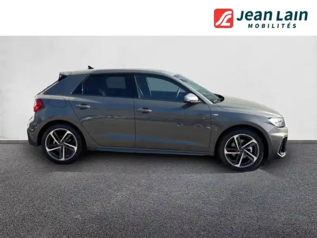 Audi A1 sportback 30 tfsi 116 ch s tronic 7 — photo 23