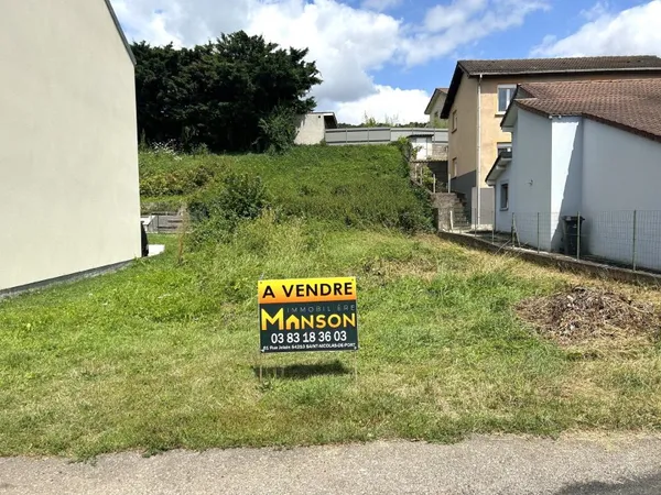 Terrain 452 m²