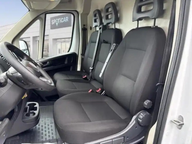 Fiat Ducato fg mh2 3.3 140ch s&amp;s pack premium connect — photo 9