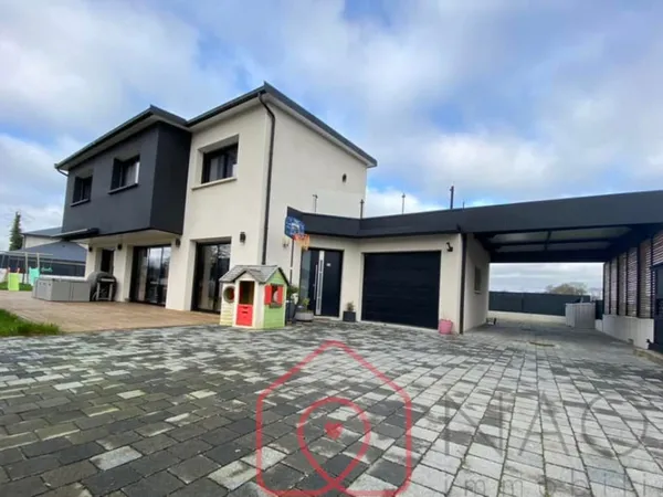 Maison 6 pièces 156 m²
