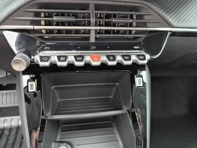 Peugeot 208 electrique 54 kwh 156ch — photo 15