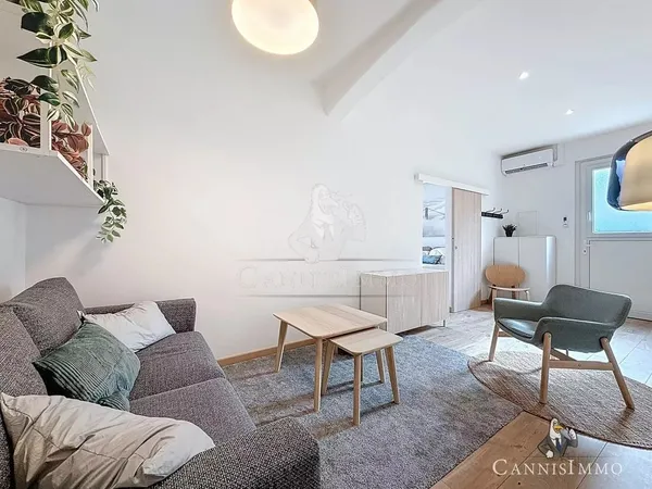 Appartement moderne 2 pièces à Croix des Gardes, Cannes