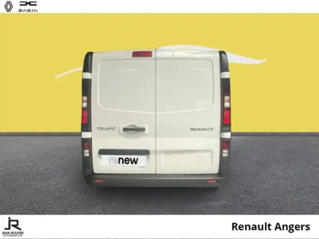 Renault Trafic fg l1h1 3t 2.0 blue dci 130ch confort e6e — photo 12