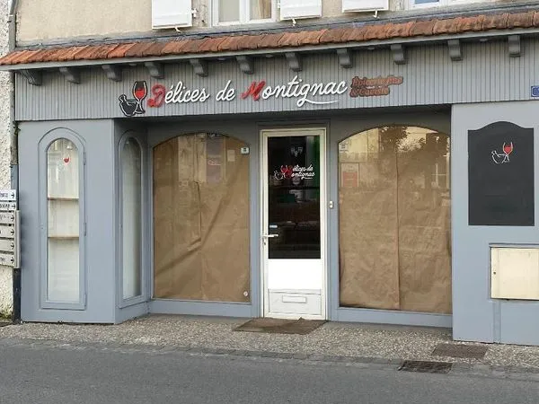 Local commercial 100 m² Montignac-Charente