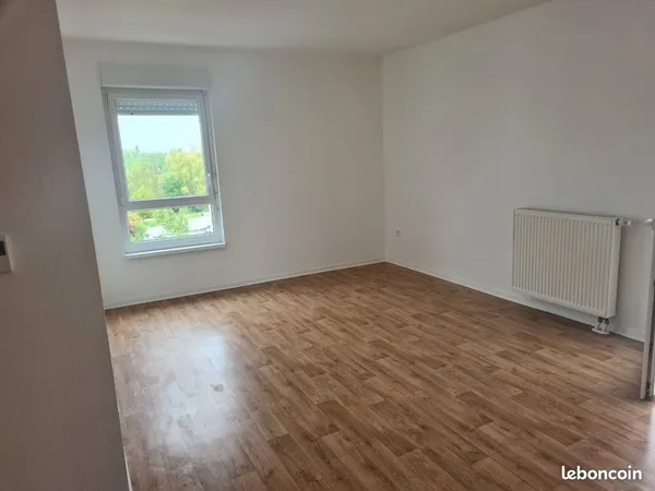 A louer f3 eco quartier lingolsheim dans immeuble récent ,surface 63m très propre