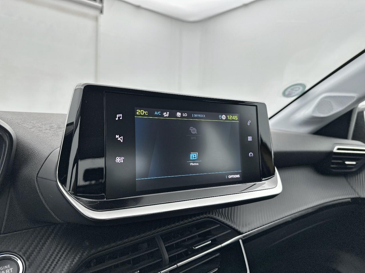 Peugeot 208 electrique 50 kwh 136ch like — photo 24
