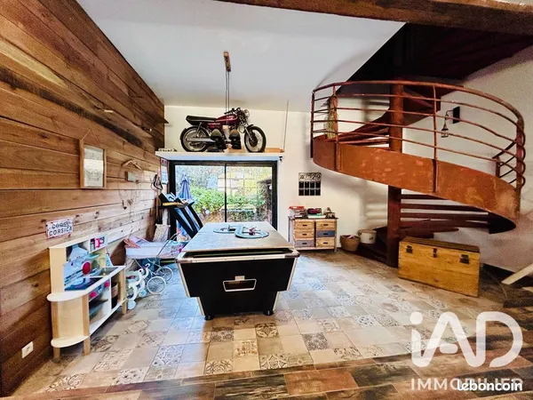 Maison 6 pièces 200 m²