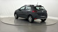 Dacia Sandero 1.0 TCe 90ch Stepway Confort — photo 8