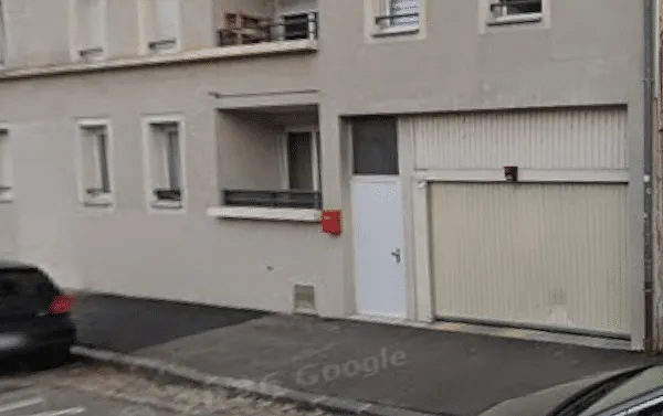 Parking 12 m²