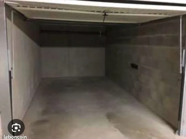 Location Garage quartier sécurisé