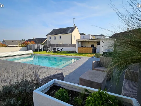 Maison familiale 7P, piscine et terrain