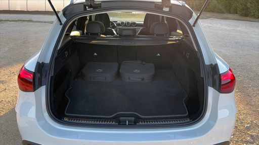 Mercedes Classe GLC 300 de 333 EQ Power 4Matic 9G-Tronic - AMG Line – 2023 – 39085 km – Hybride rechargeable – Boîte Automatique — photo 78