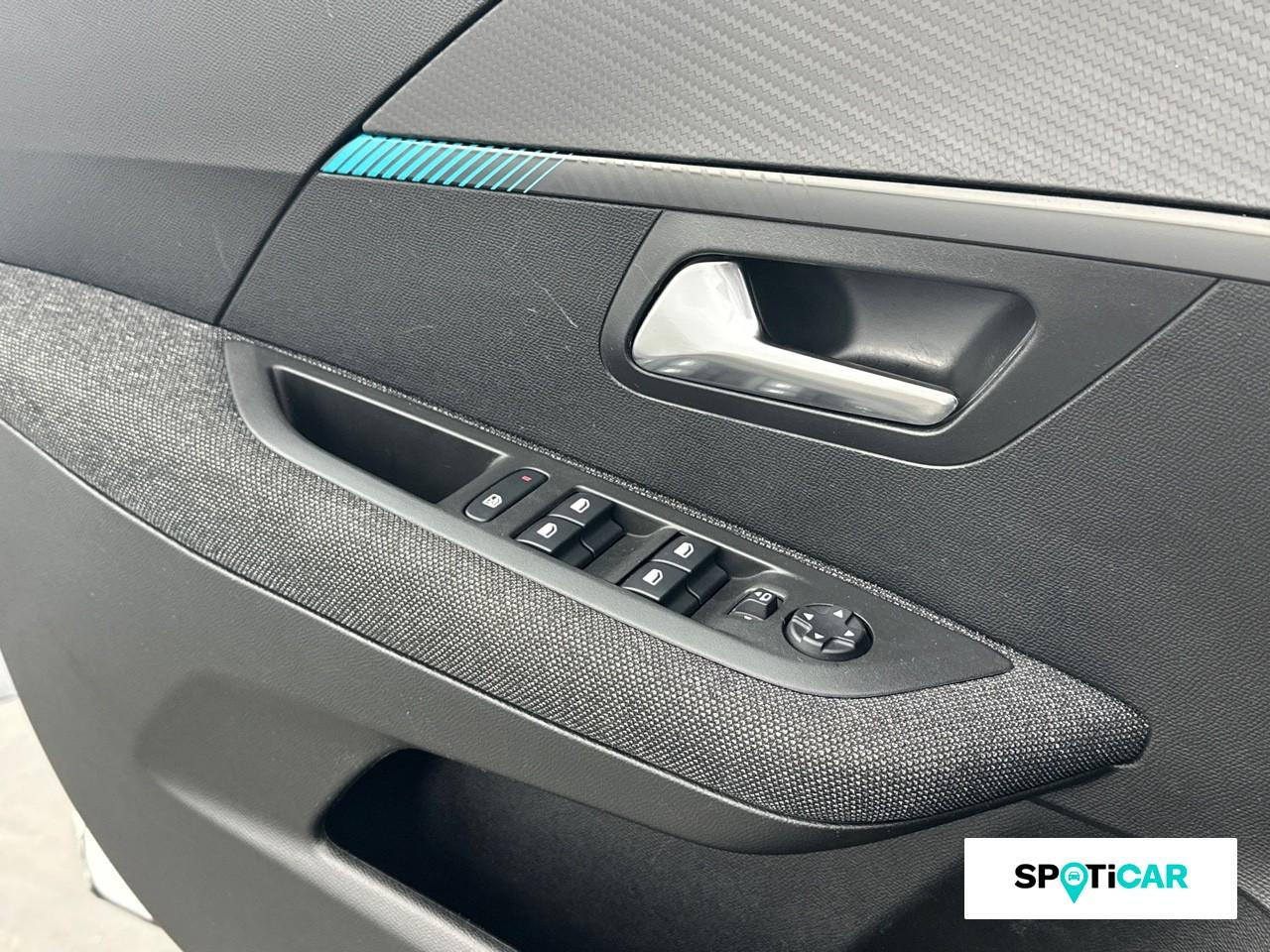 Peugeot 208 1.2 puretech 100ch s&s style 118g — photo 16