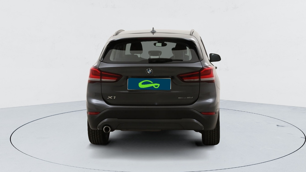 BMW X1 — photo 4