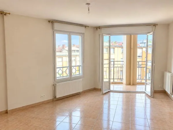 Croix Rousse plateau - T2 avec balcon