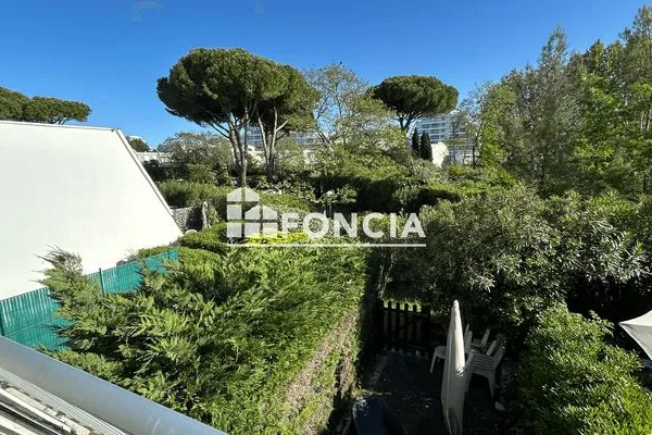Studio 1 pièce 21 m²