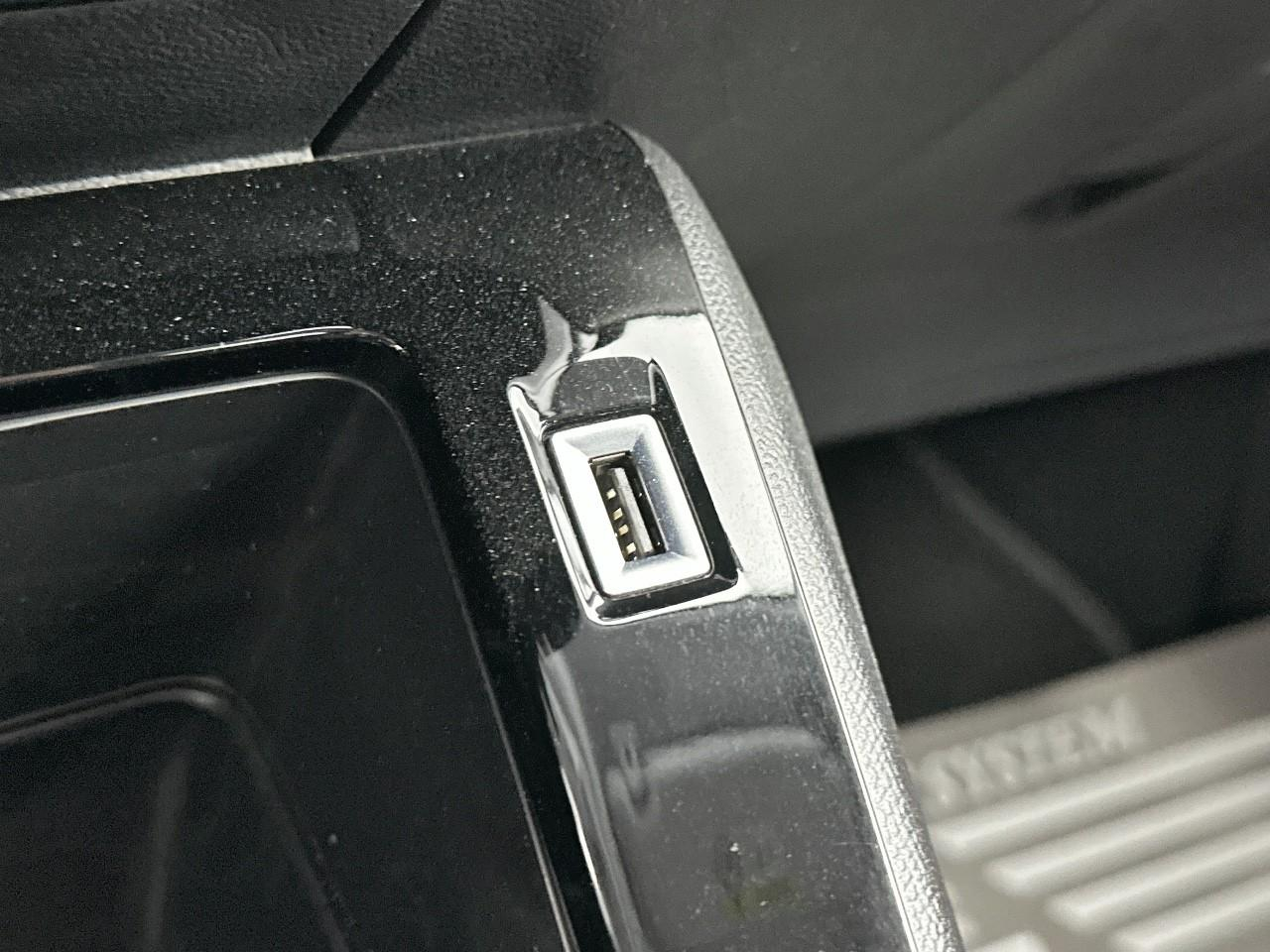 Peugeot 208 puretech 100 s&s bvm6 style — photo 28