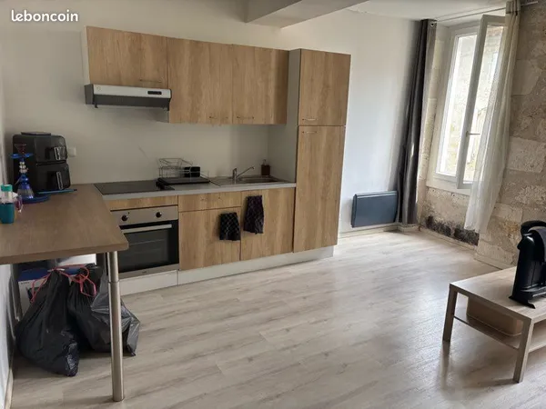 Appartement centre Laroque timbaut