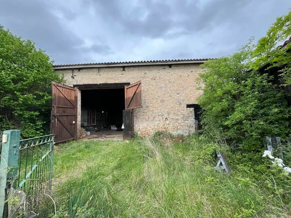 Grange 2 pièces 48 m²