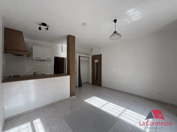 Studio - 3 place de Guin