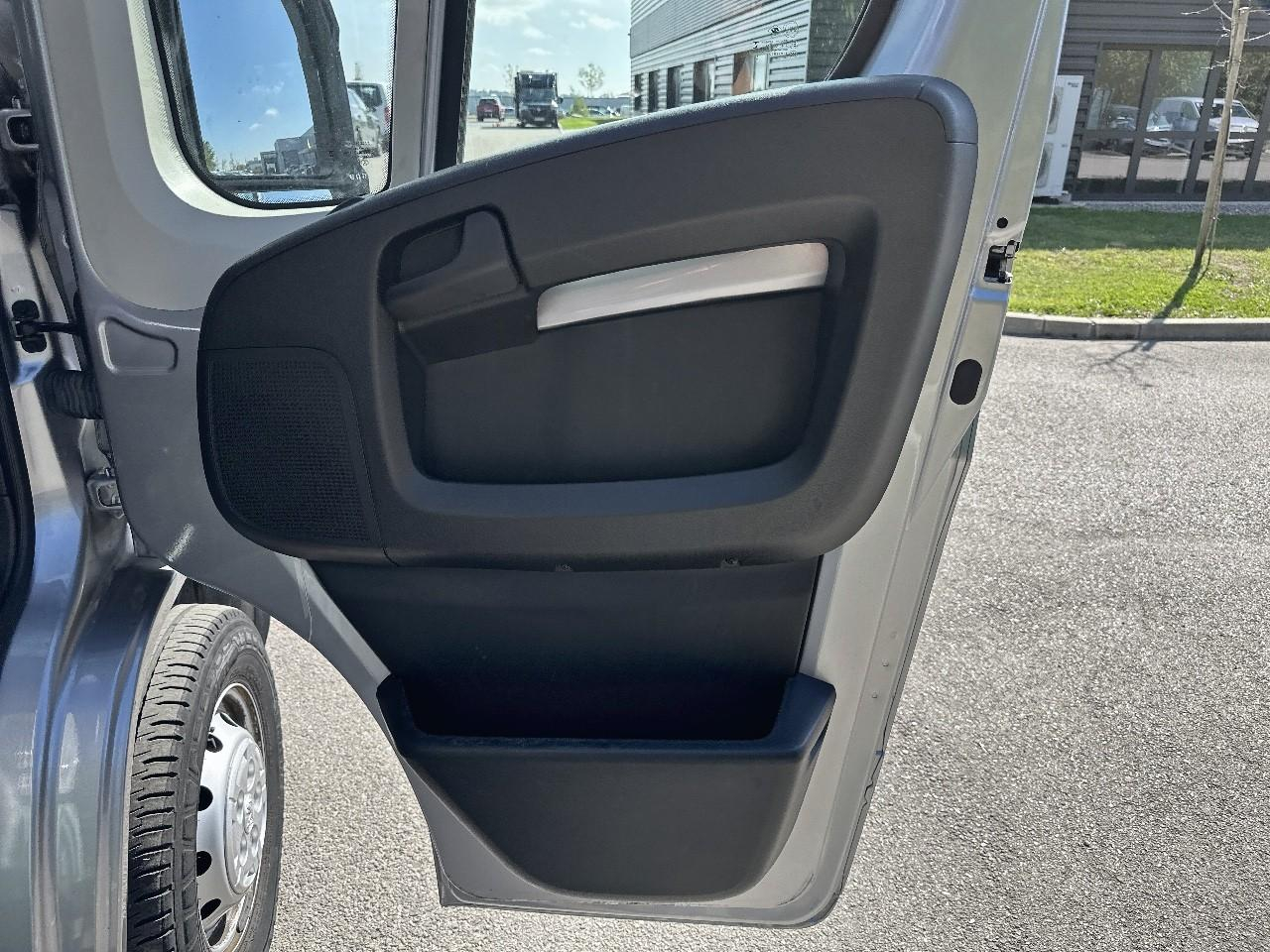 Peugeot Boxer tole 330 l1h1 bluehdi 120 s&s asphalt — photo 7