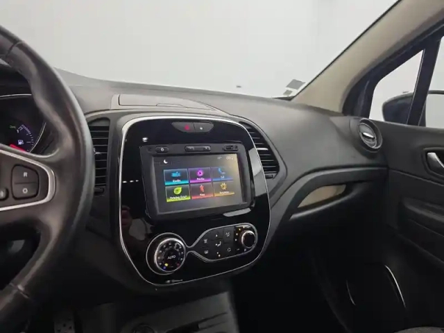 Renault Captur tce 120 energy — photo 227