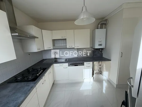 Appartement Elancourt 3 pièce(s) 68.69 m2