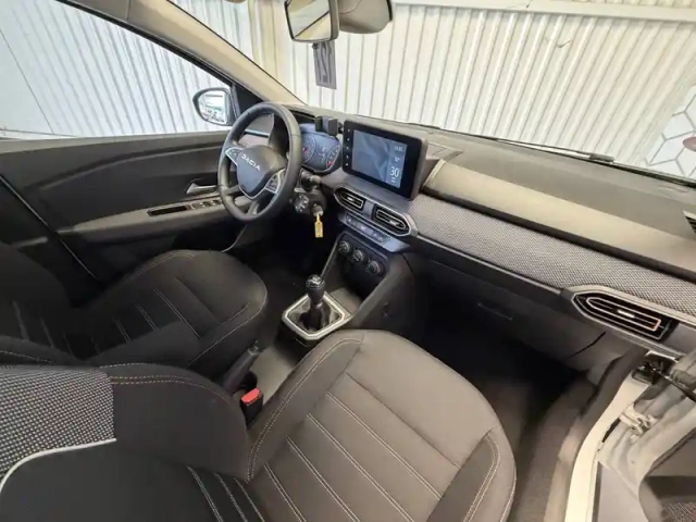 Dacia Sandero tce 90 — photo 24