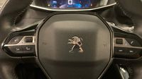 Peugeot 2008 1.5 BlueHDi 110ch S&S Allure Pack — photo 25