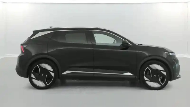 Renault Scenic e-tech électrique 220 ch grande autonomie — photo 15